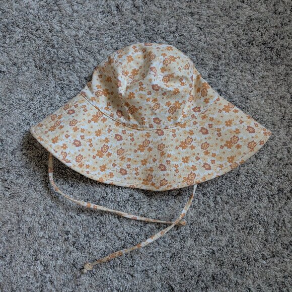 Lack of Color Holiday Bucket Hat - Picture 1 of 7